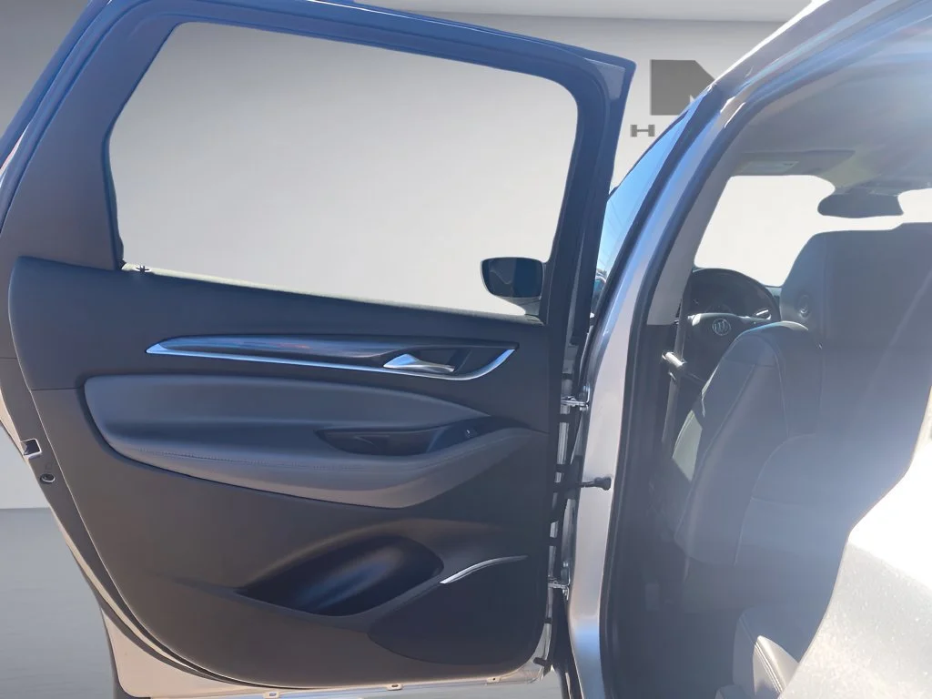 Used 2019 Includes Spectra Gray lower exterior accent color. Buick Essence image 18