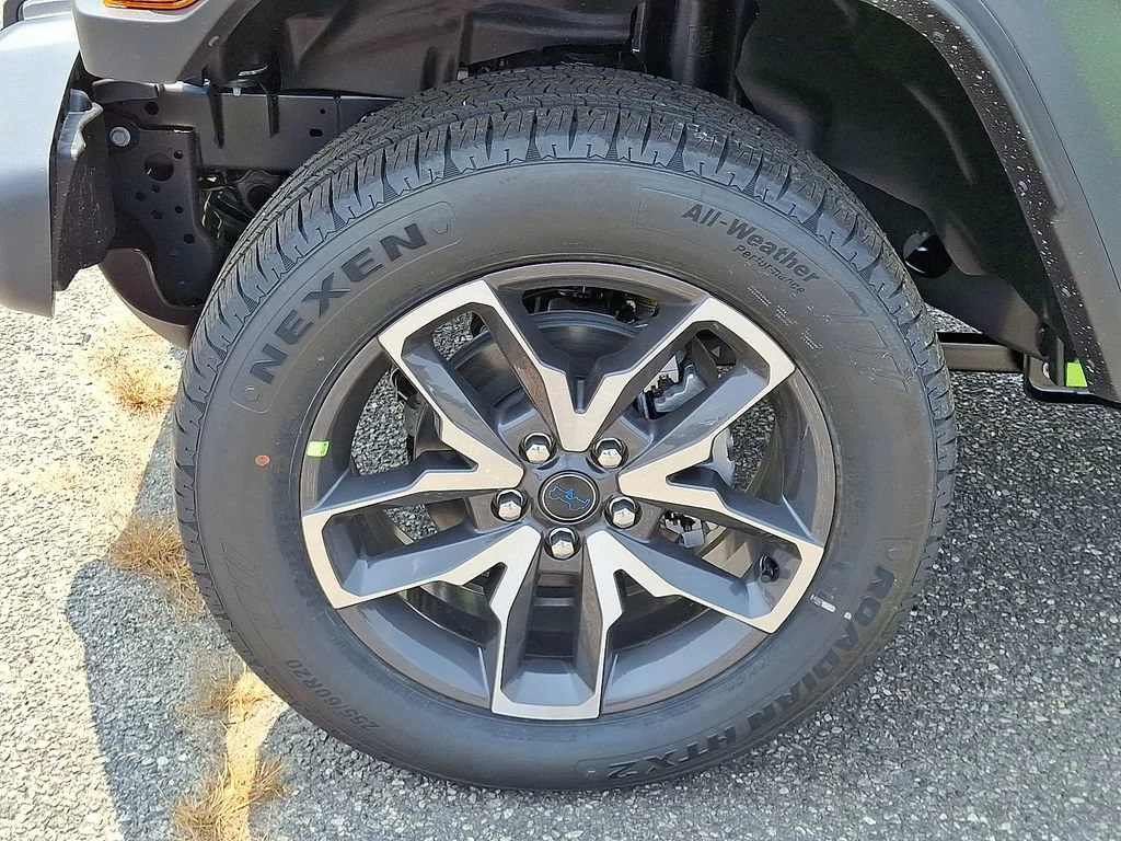 New 2025 Mojito Clearcoat Jeep Sport S image 19