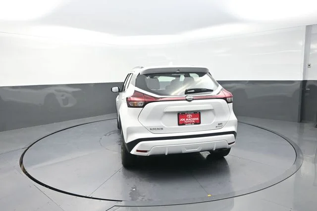 Used 2024 White Nissan SR image 84