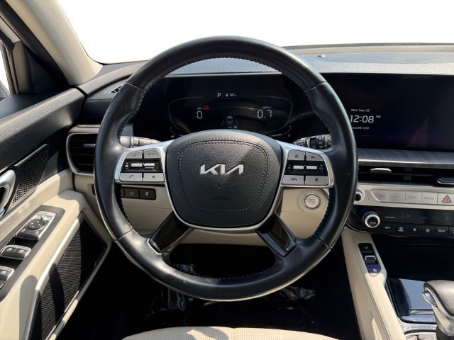 Used 2023 White Kia EX image 13