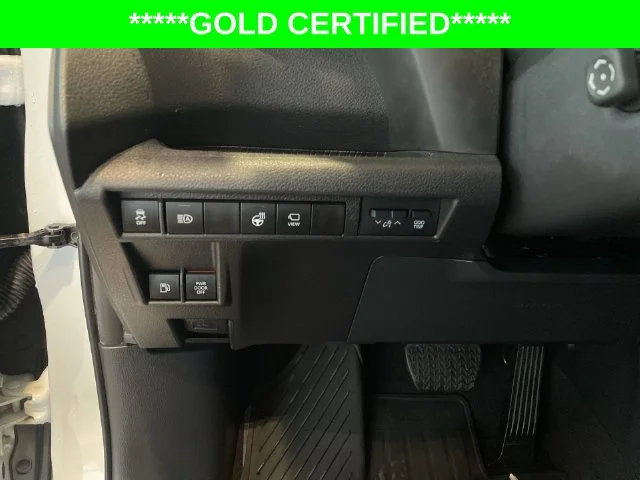2025 Toyota Sienna Platinum - Photo 21