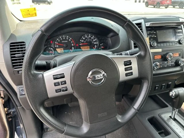 Used 2013 Blue Nissan SV image 13