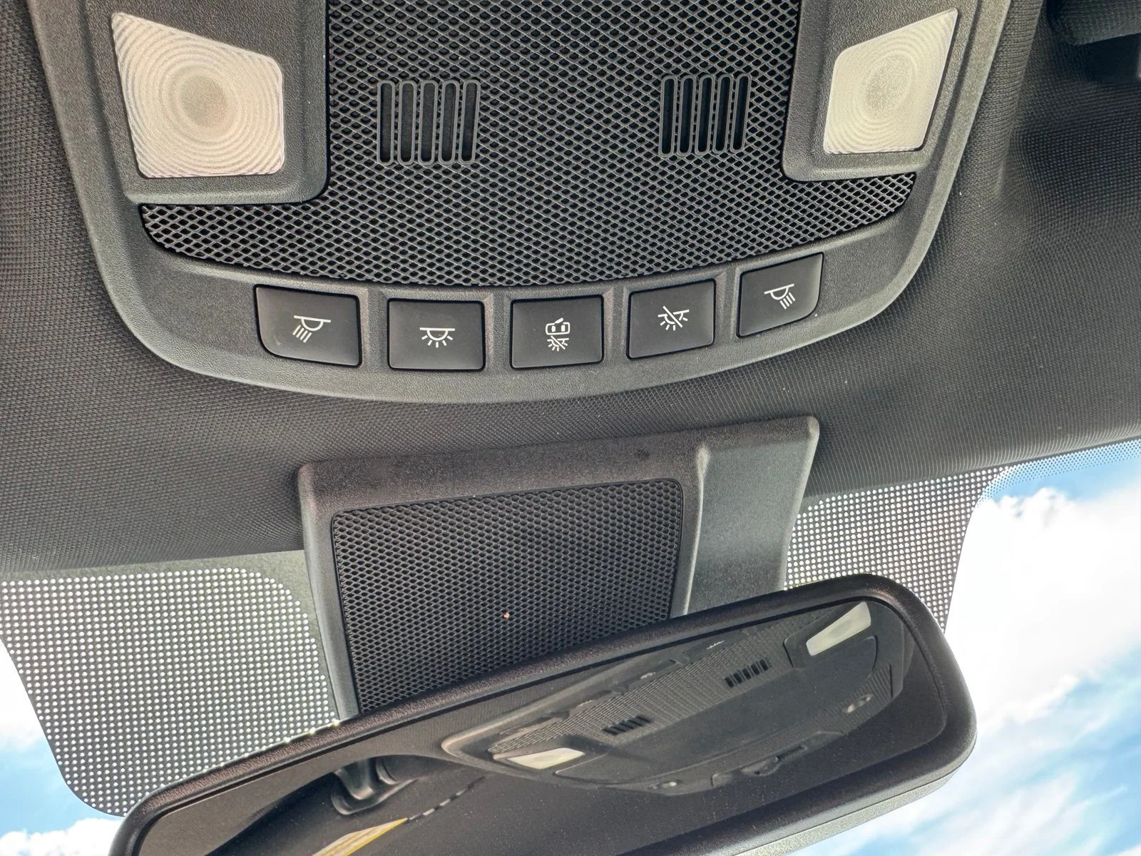 Used 2019 Gray Ford Lariat image 27