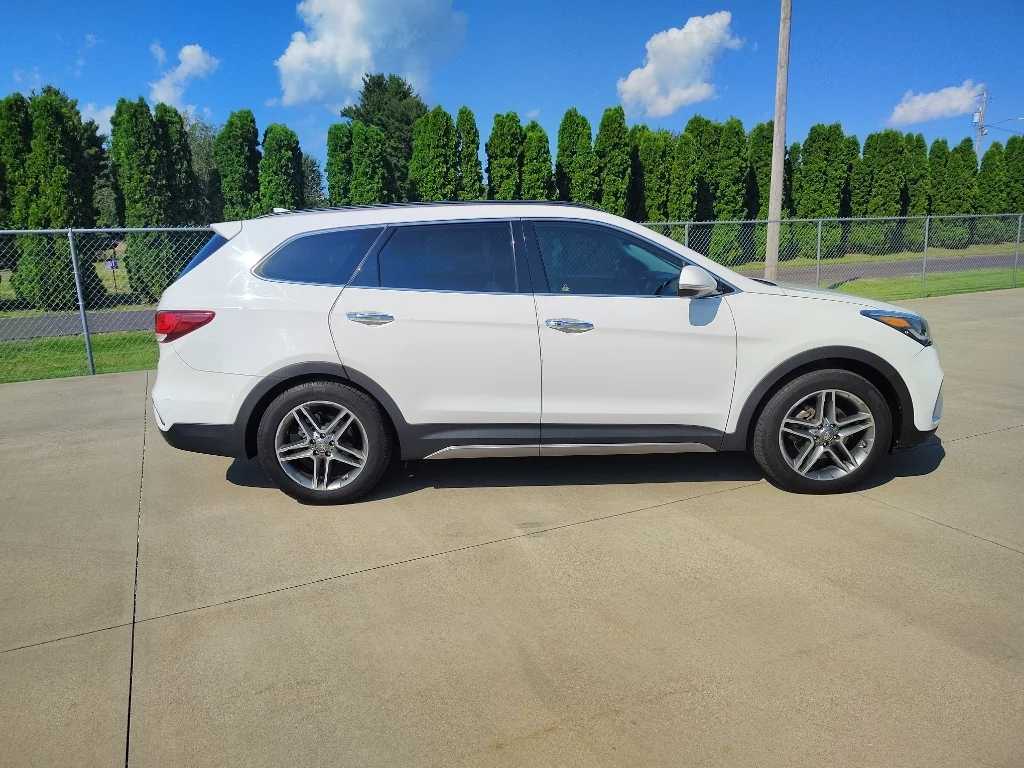 Used 2019 Monaco White Hyundai Limited Ultimate image 2