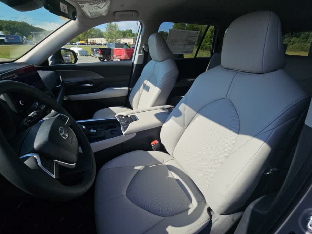 New 2026 Celestial Silver Metallic Toyota Hybrid XLE image 9