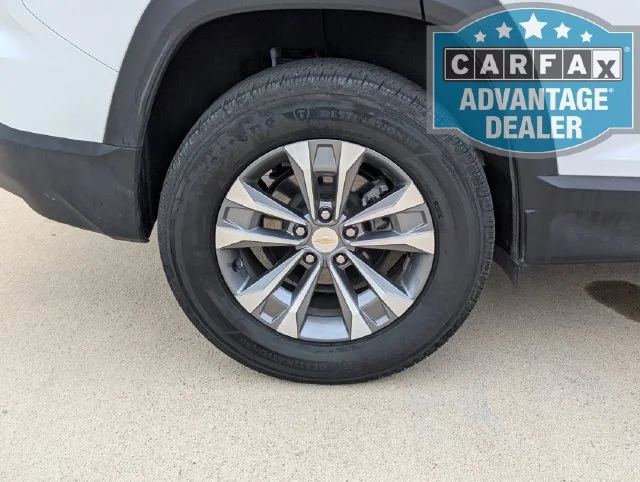 Used 2026 Summit White Chevrolet LT image 3
