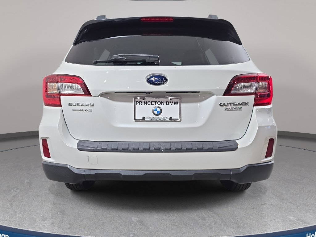 Used 2015 Crystal White Pearl Subaru 2.5i image 7