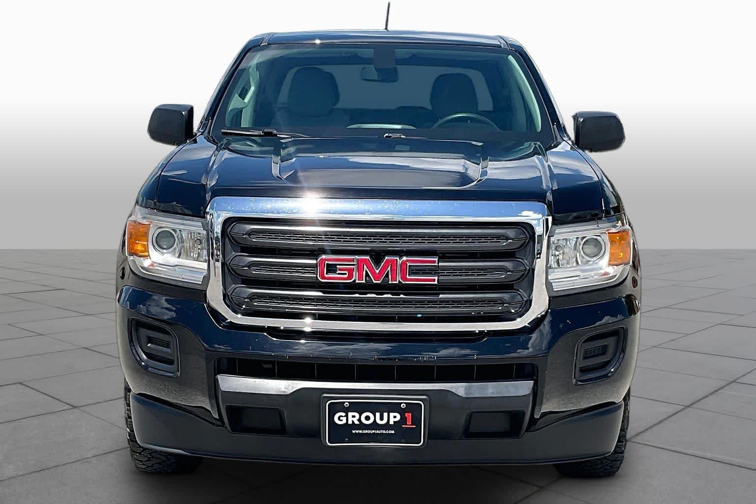 Used 2017 Onyx Black GMC 2WD image 4