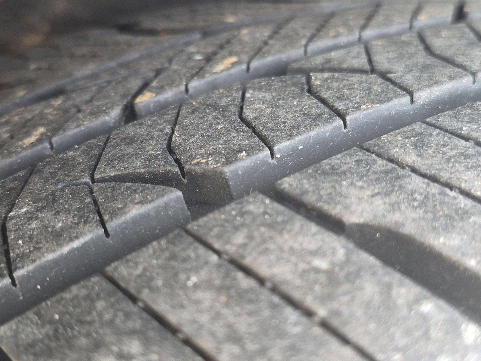 Used 2021 Carbonized Gray Metallic Ford SEL image 12