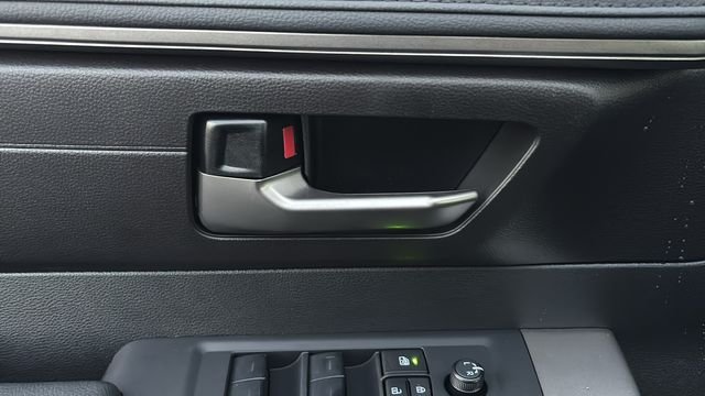 2026 Toyota Tundra SR5 - Photo 11