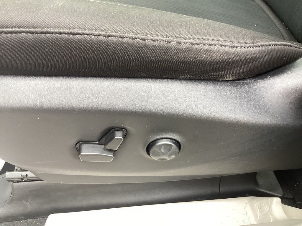 Used 2022 Gray Chrysler LX image 36