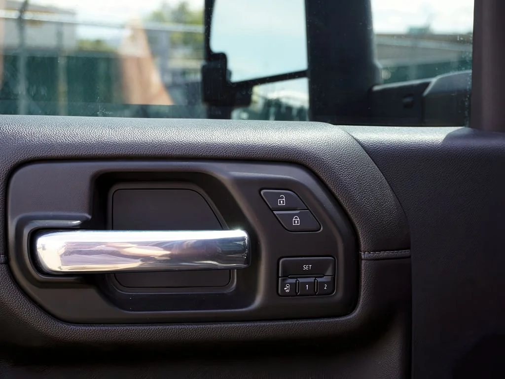 2022 Chevrolet Silverado 3500HD High Country - Photo 16