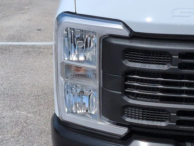 New 2026 Oxford White Ford F-250® XL image 10