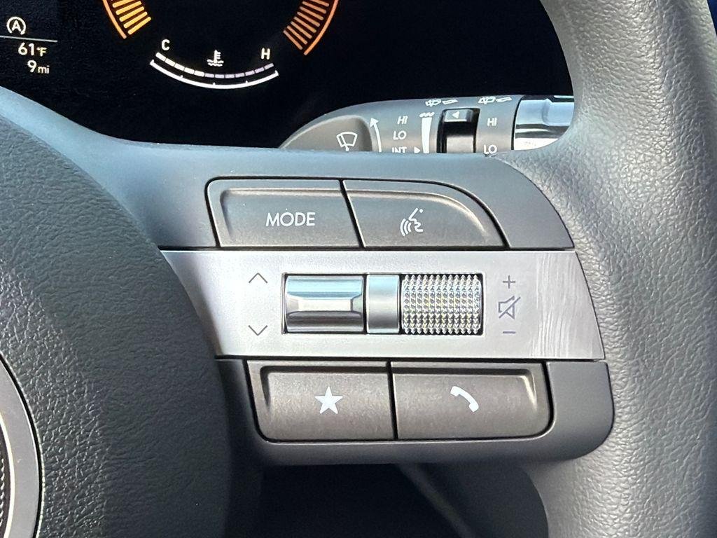 New 2026 White Hyundai SE FWD image 25