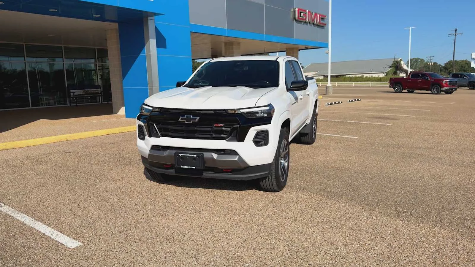 Used 2023 SUMMIT WHITE Chevrolet 4WD Z71 image 4