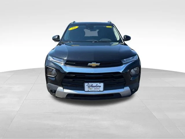 Used 2022 Mosaic Black Metallic Chevrolet LT image 10