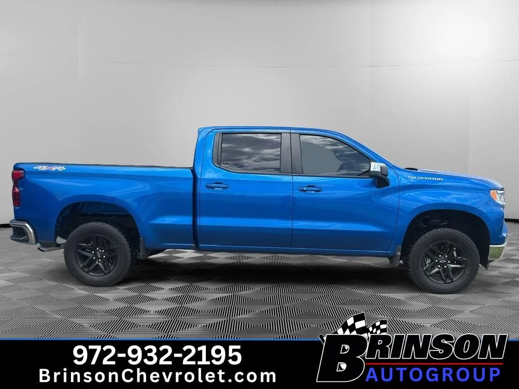 Used 2023 Glacier Blue Metallic Chevrolet LT image 4