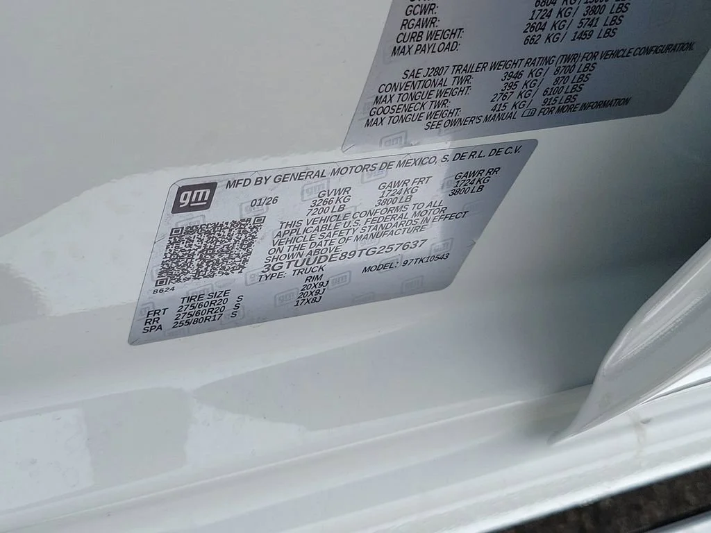 New 2026 Summit White GMC SLT image 37