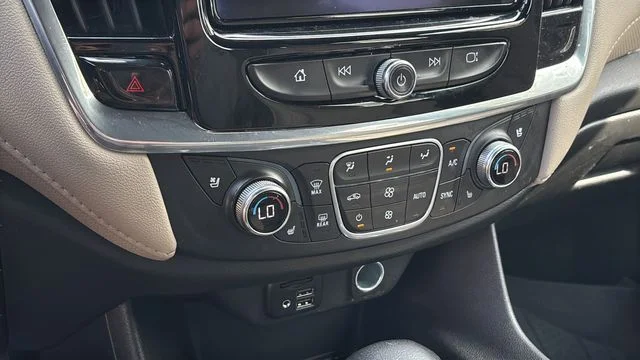 Used 2022 Beige Chevrolet Premier image 28