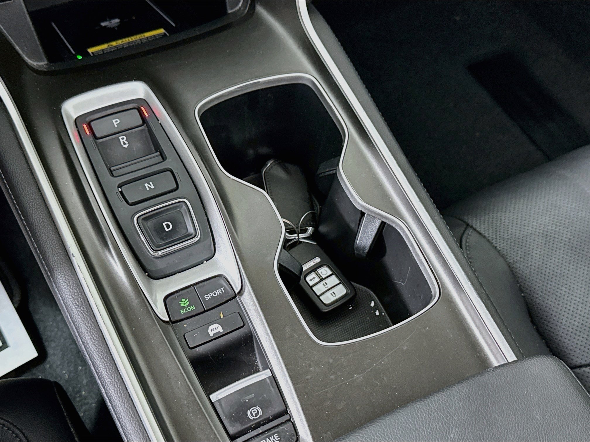 Used 2021 Platinum White Pearl Honda Touring image 17