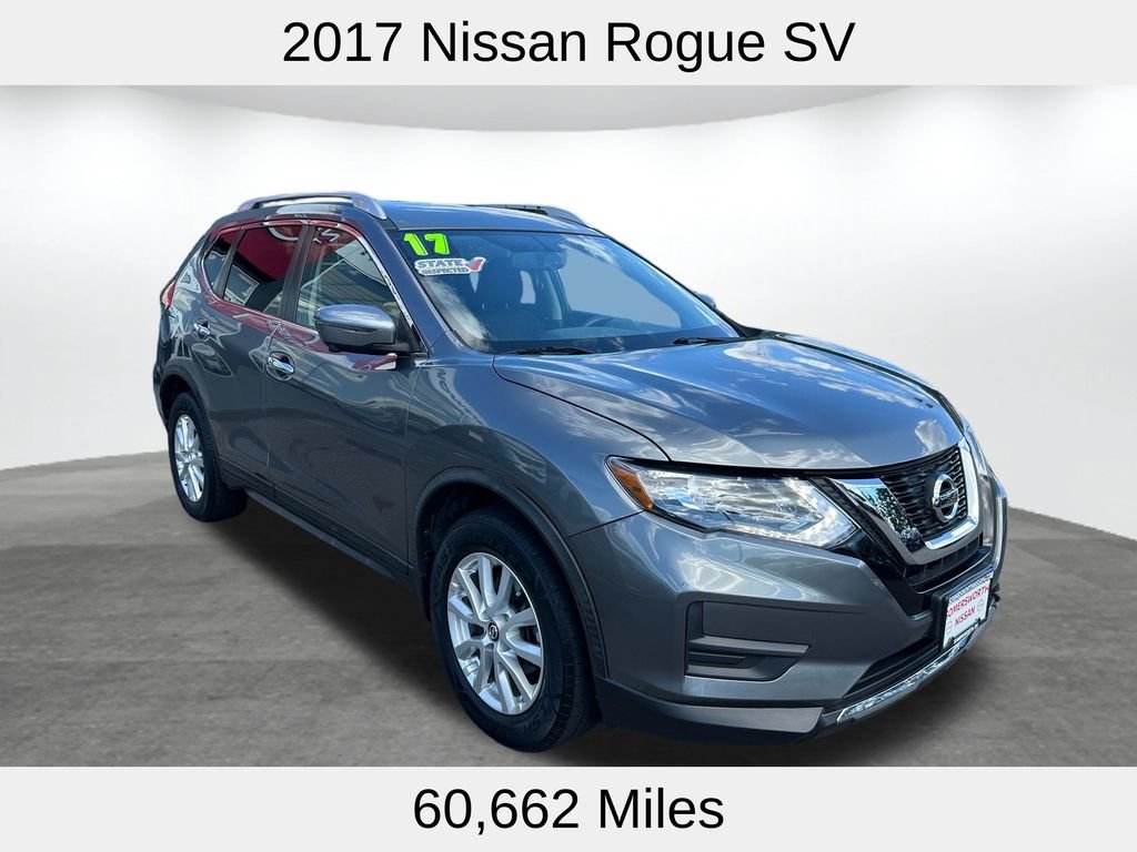 Used 2017 Gray Nissan SV image 3