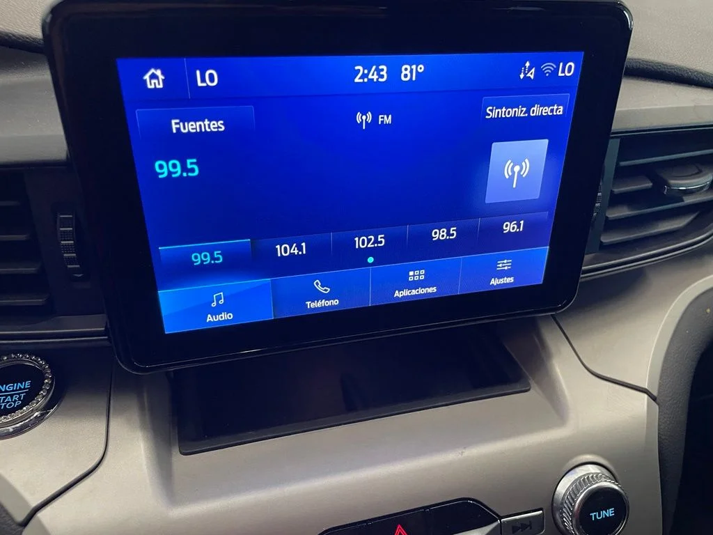 Used 2024 Gray Ford XLT image 15