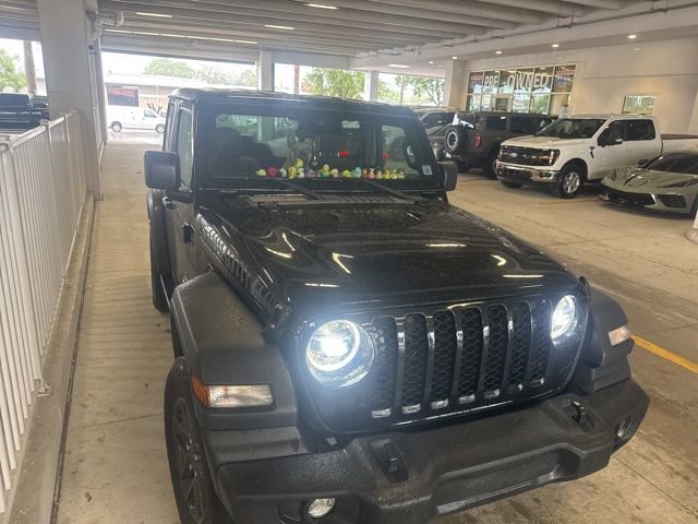 2024 Jeep Wrangler Sport S's photo