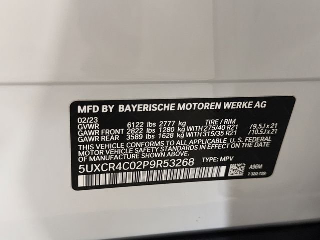 Used 2023 White Metallic BMW sDrive40i image 38