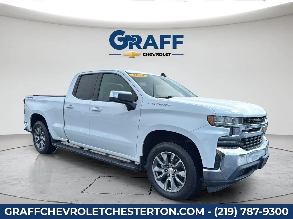 Used 2020 SUMMIT WHITE Chevrolet LT image 16