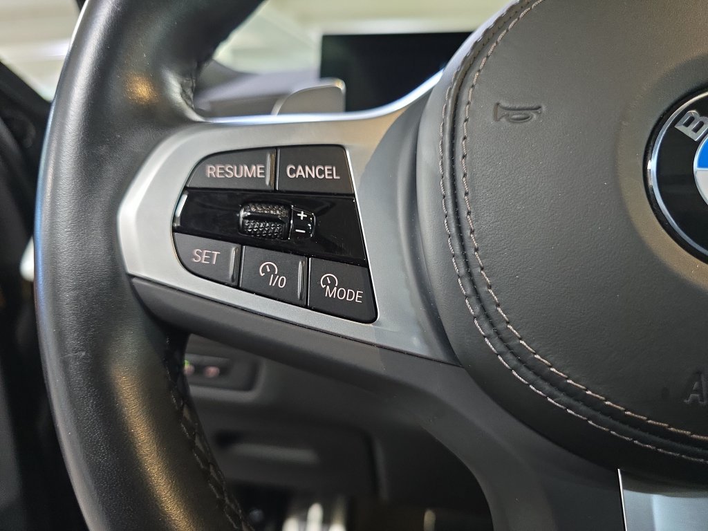 Used 2024 Black Sapphire Metallic BMW sDrive40i image 20
