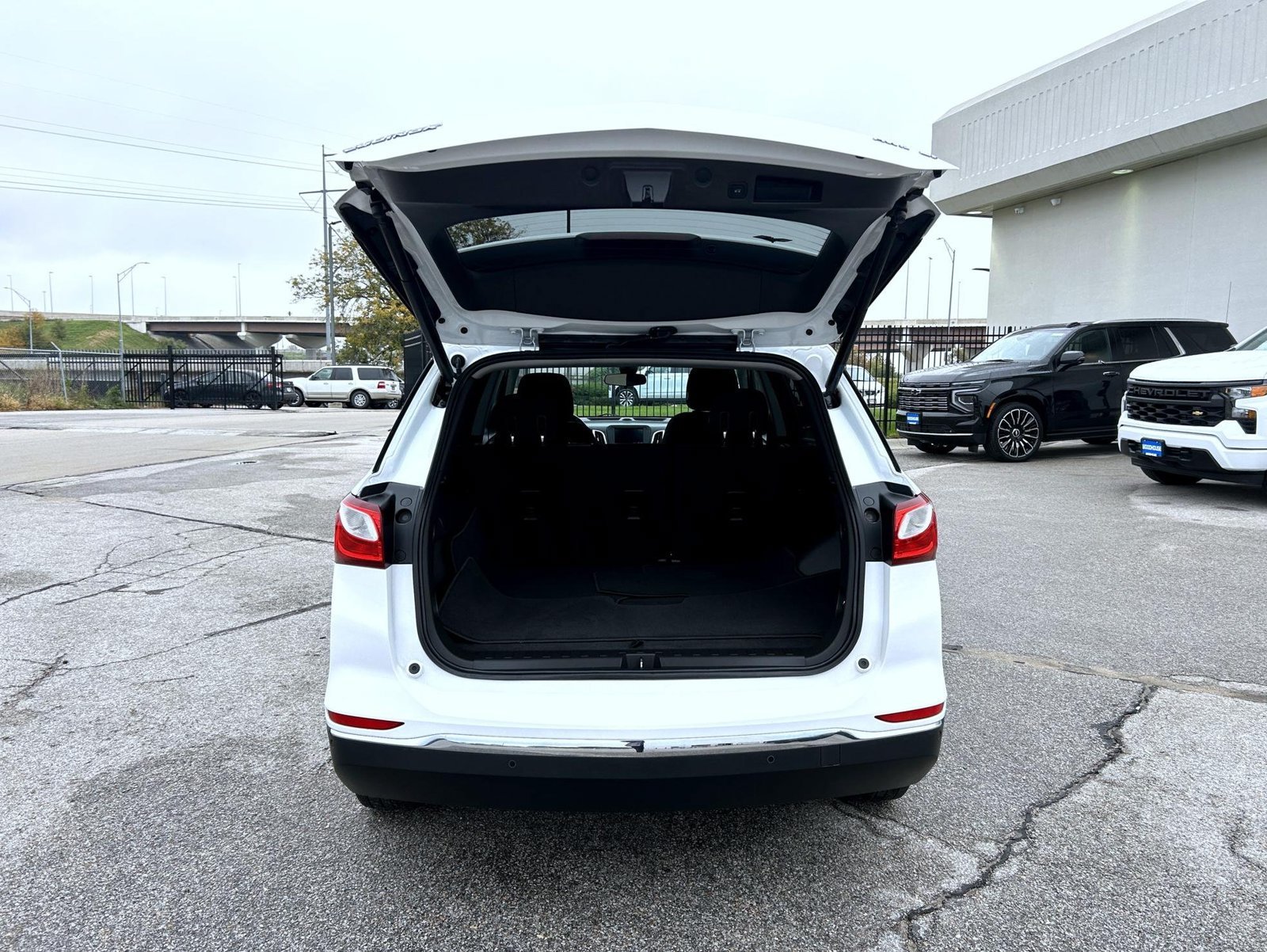 2020 Chevrolet Equinox LT - Photo 22