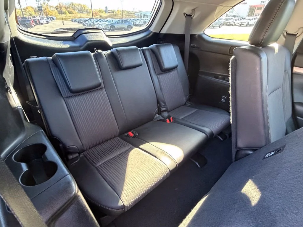 Used 2019 Blue Toyota LE Plus image 43