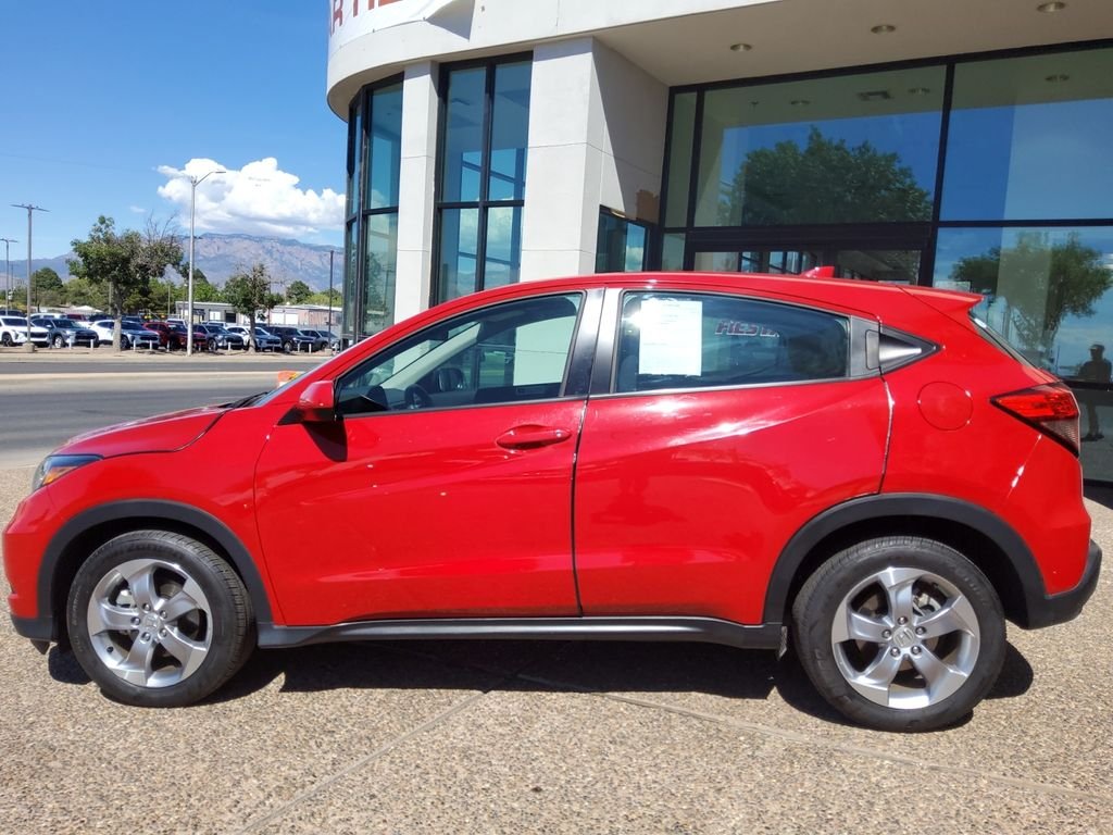 Used 2018 Black Honda LX image 25
