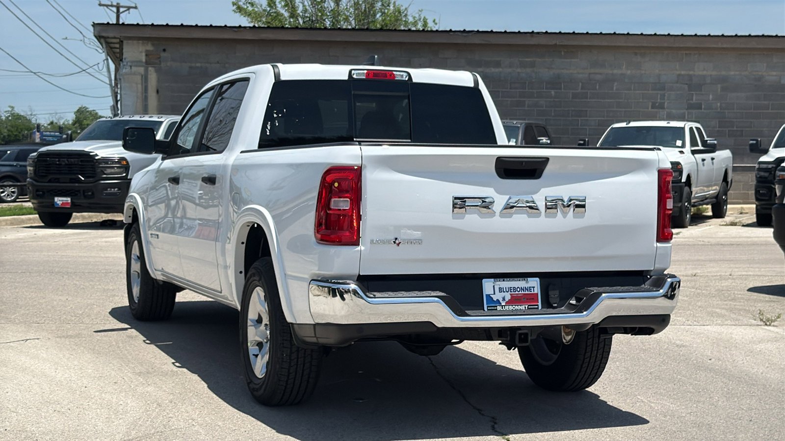 New 2026 Bright White Clear-Coat Exterior Paint RAM Lone Star image 7