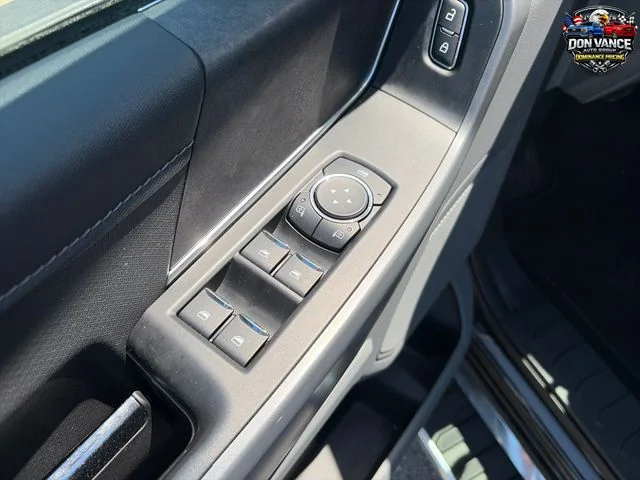 Used 2024 Black Ford XLT image 11