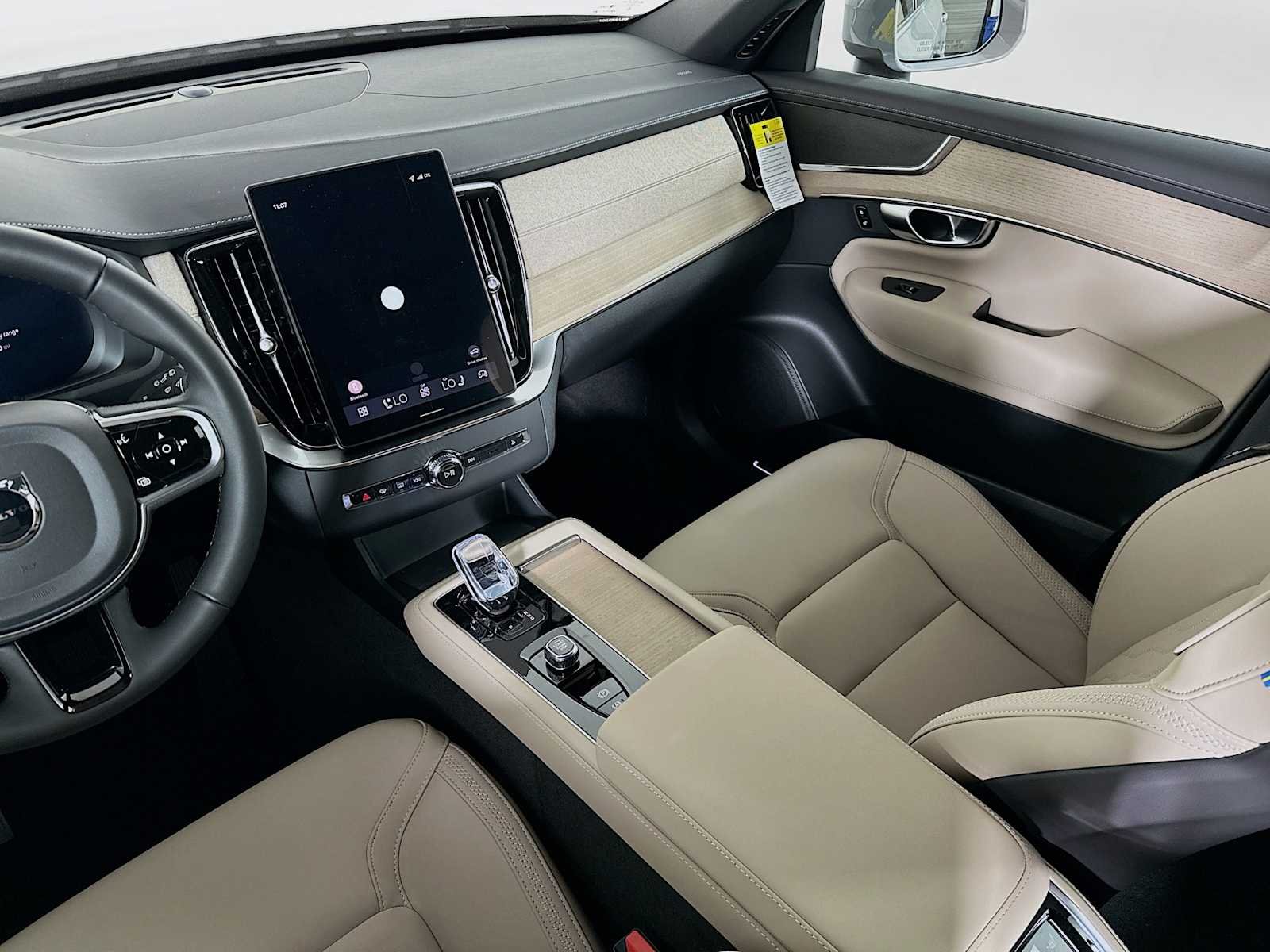 New 2026 Vapour Grey Volvo Plus image 21