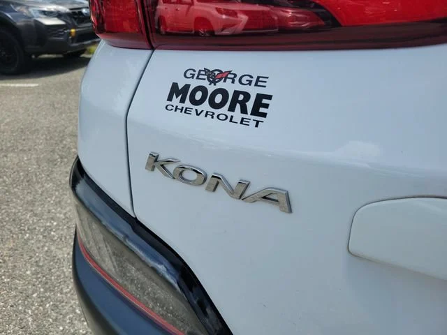 2022 Hyundai Kona Limited - Photo 10