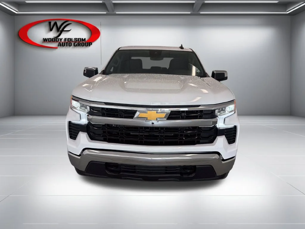 New 2026 Summit White Chevrolet LT (2FL) image 2