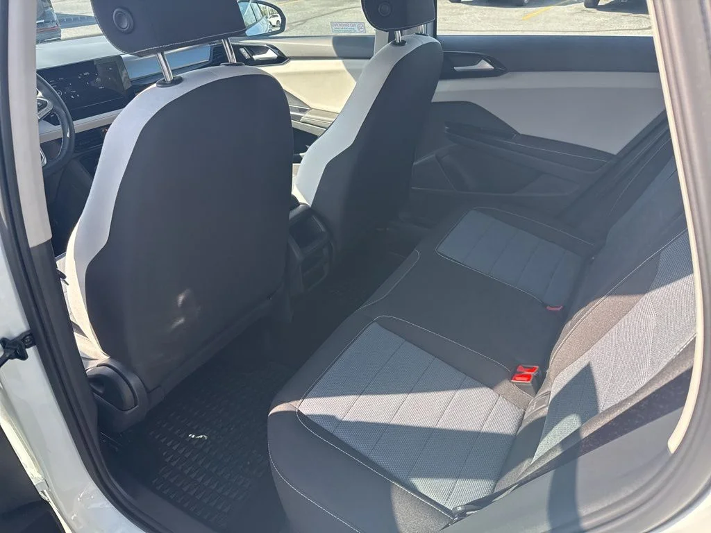 2025 Volkswagen Taos S - Photo 34