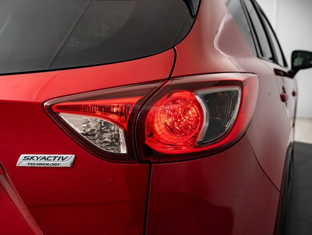 Used 2016 Soul Red Metallic Mazda Grand Touring image 9
