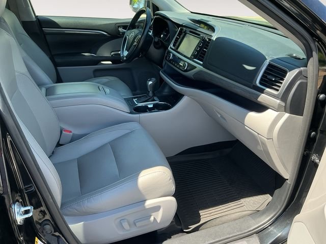 Used 2017 Black Toyota Limited image 15