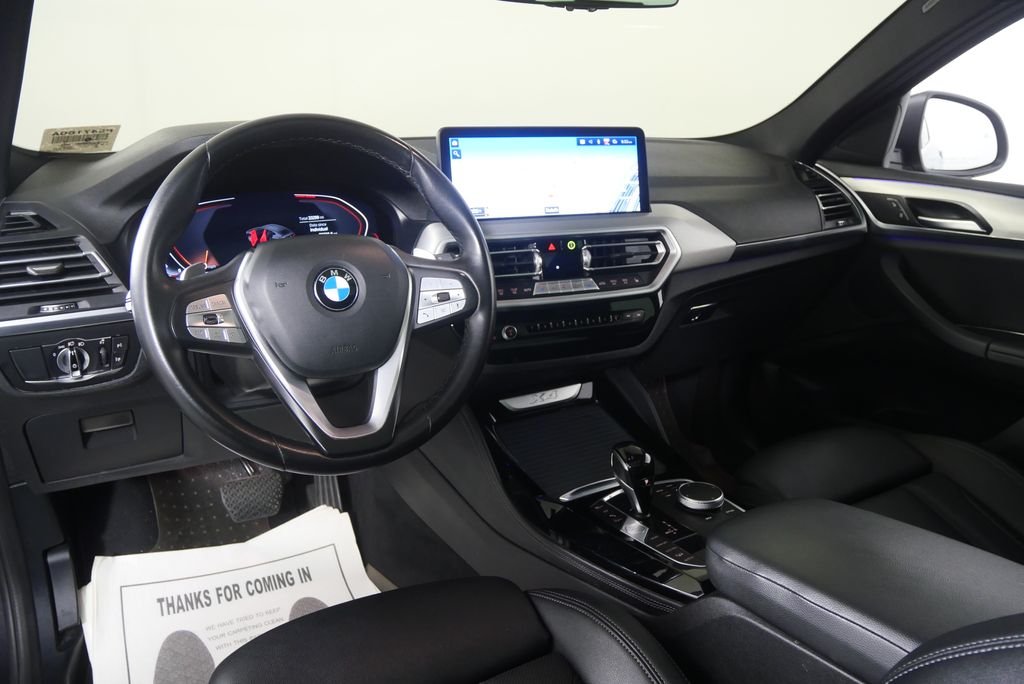 Used 2022 Dark Graphite Metallic BMW xDrive30i image 17