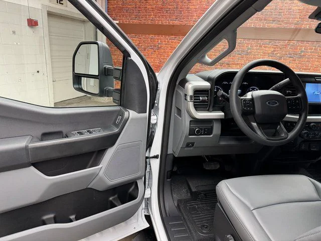 New 2026 Oxford White Ford F-450® XL image 9