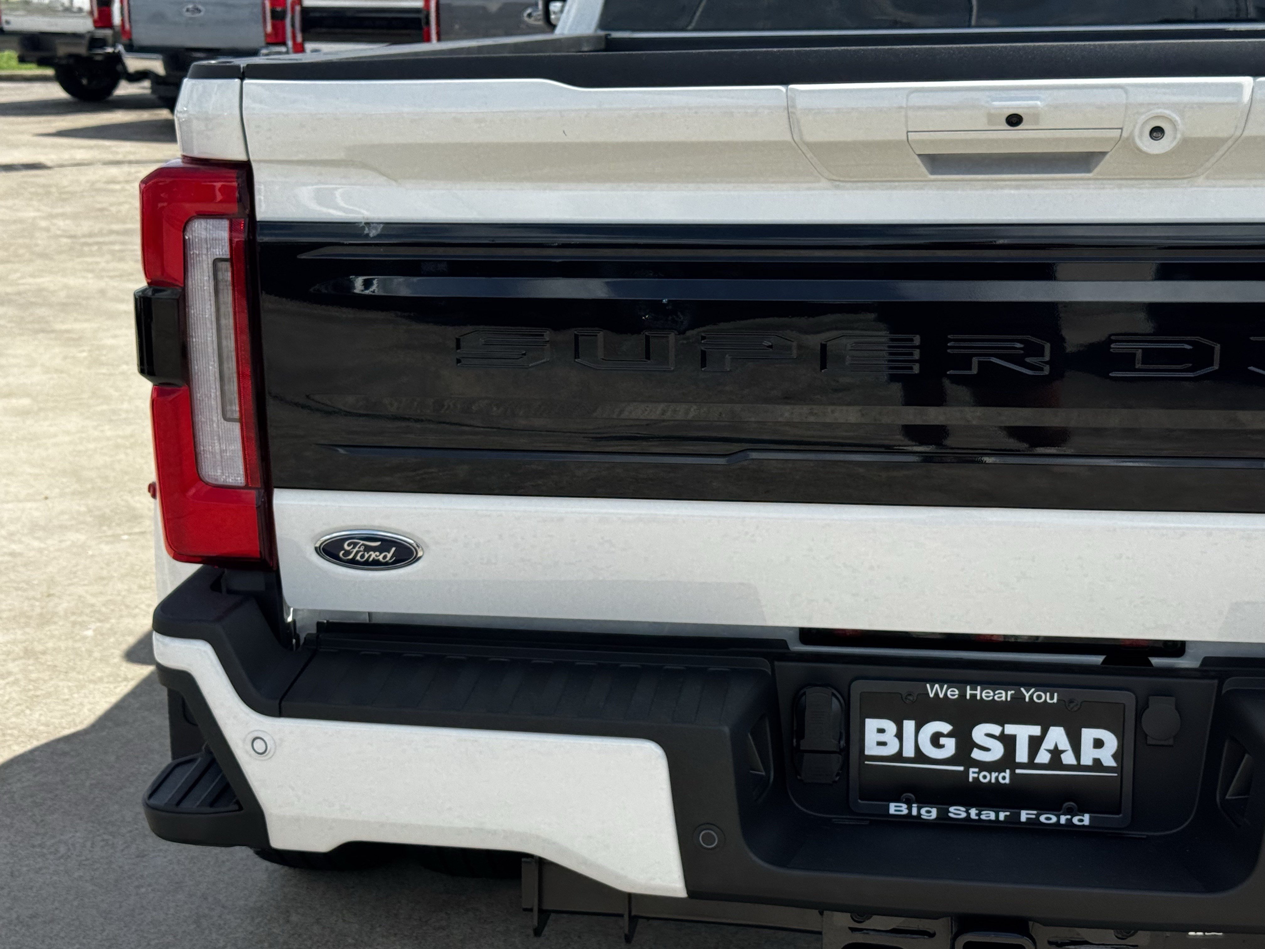 New 2026 Star White Metallic Tri-Coat Ford Platinum image 10