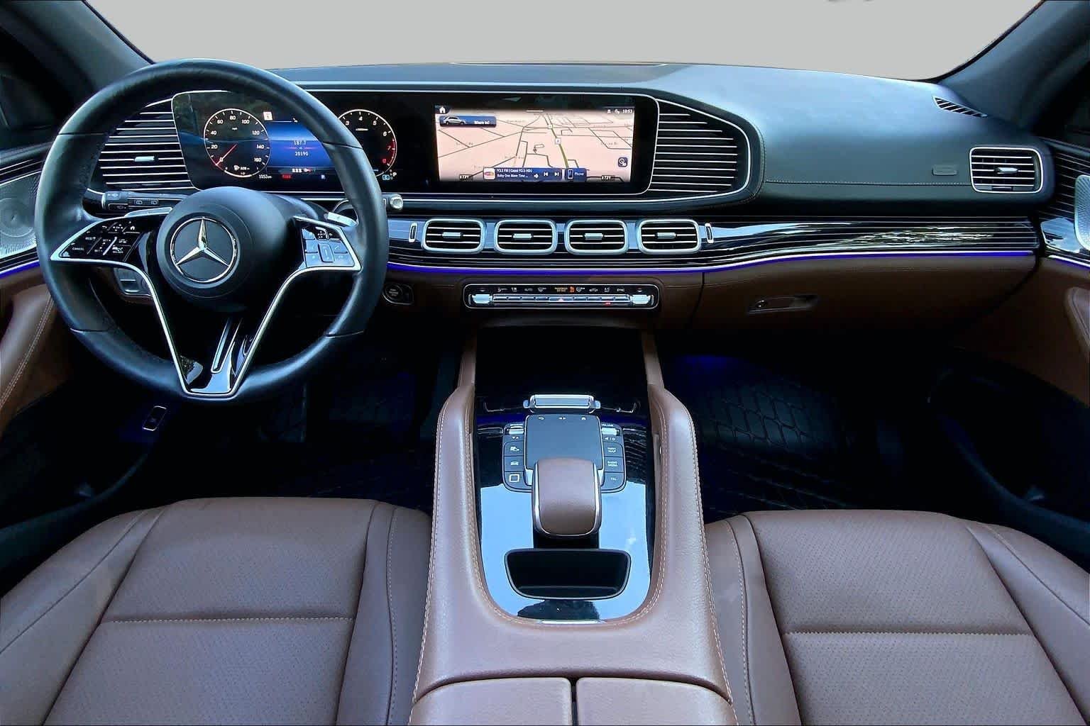 Used 2025 Selenite Grey Metallic Mercedes-Benz GLE 450 image 16