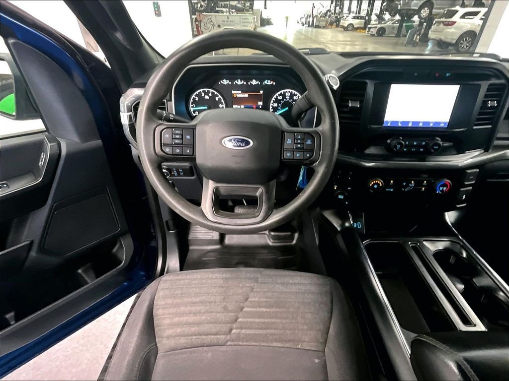 Used 2023 Atlas Blue Metallic Ford XL image 17