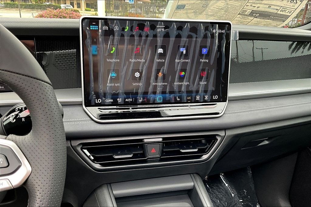 New 2026 Beige Volkswagen 2.0T SE R-Line Black image 17