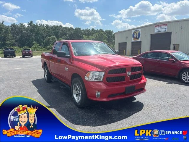2017 RAM 1500 Express 4x4 Crew Cab 5'7's photo