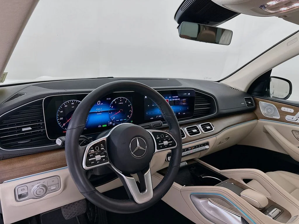 Used 2023 White Mercedes-Benz GLS 450 image 9