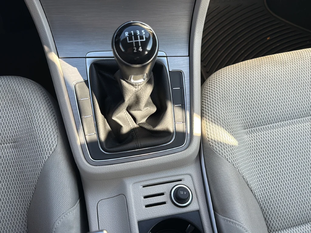 Used 2017 Blue Volkswagen TSI S 4-Door image 29